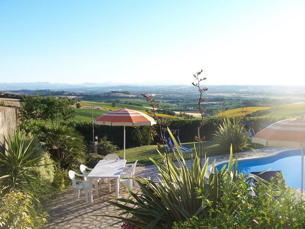 Bed And Breakfast " Il Tesoro Di Mario " Falconara Marittima Exteriör bild