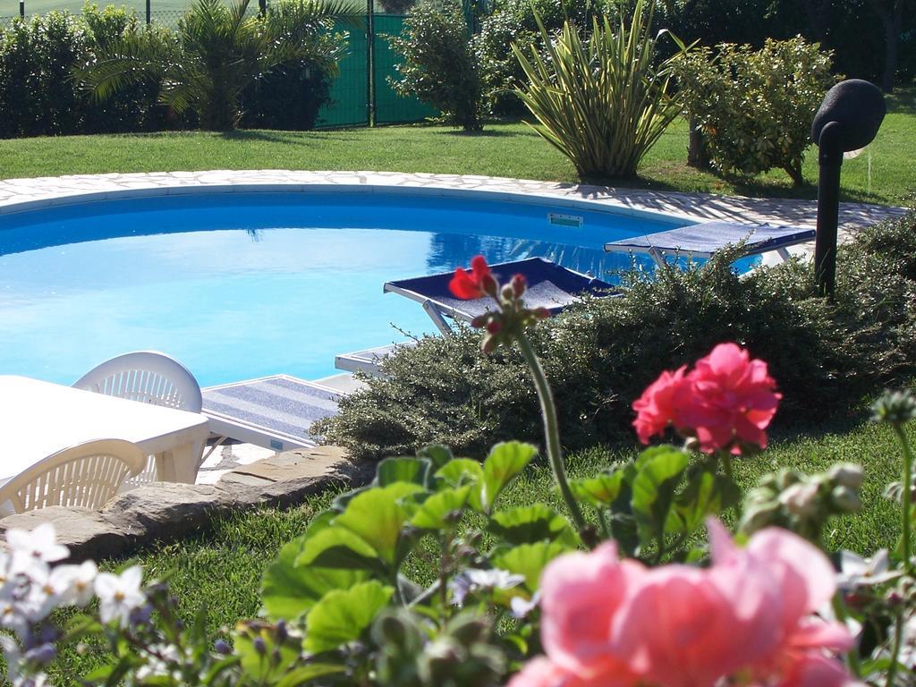 Bed And Breakfast " Il Tesoro Di Mario " Falconara Marittima Exteriör bild